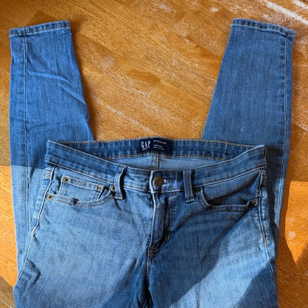 GAP Women's Blue Legging Jeans